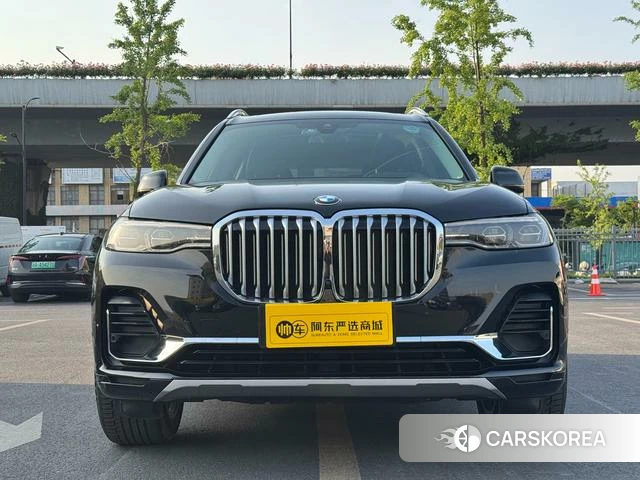BMW X7 2021 Черный из Китая, фото 3