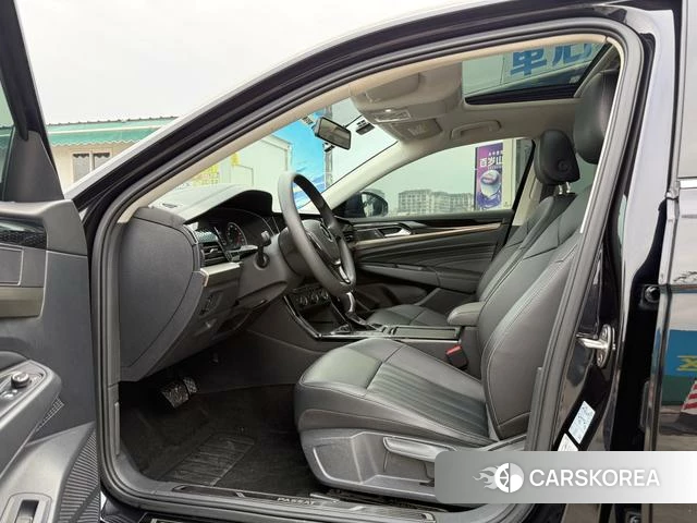 Volkswagen Passat 2021 Черный из Китая, фото 5