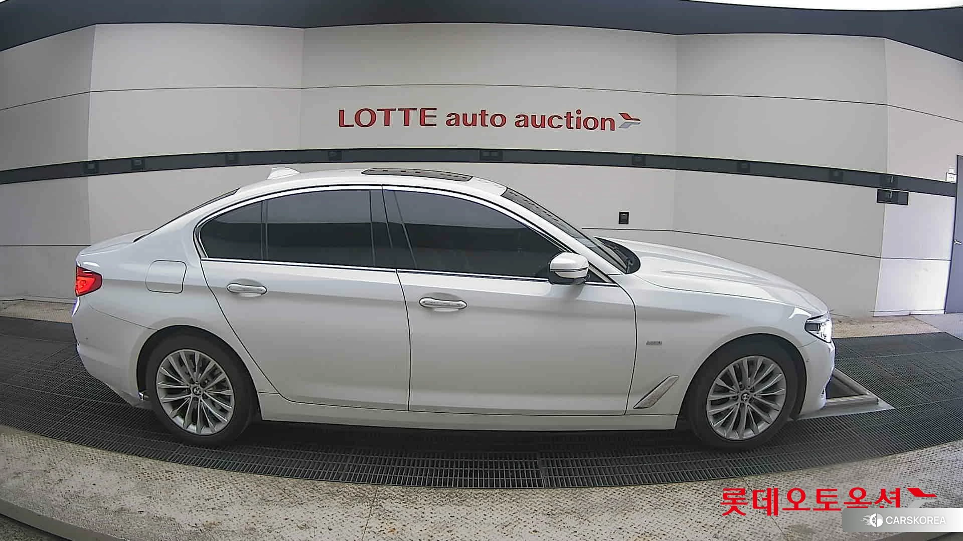 BMW  520d id 4296716 из Кореи 23