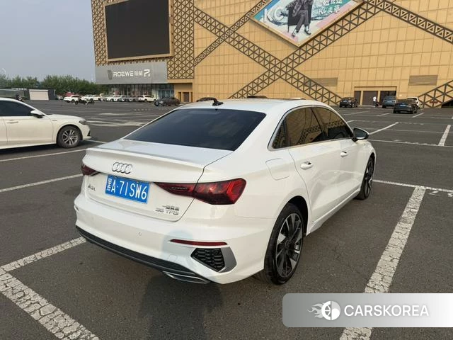 Audi A3 2022 Белый из Китая, фото 3