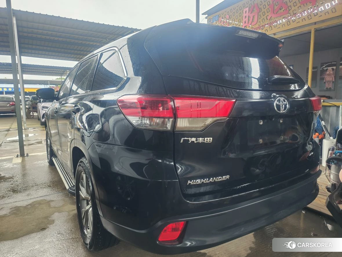 Toyota Highlander 2021 Черный из Китая, фото 3