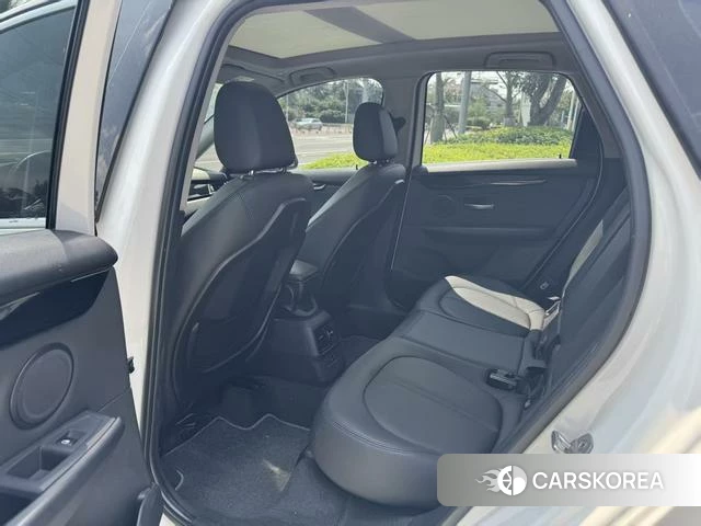 BMW 2 series station wagon 2019 Белый из Китая, фото 3