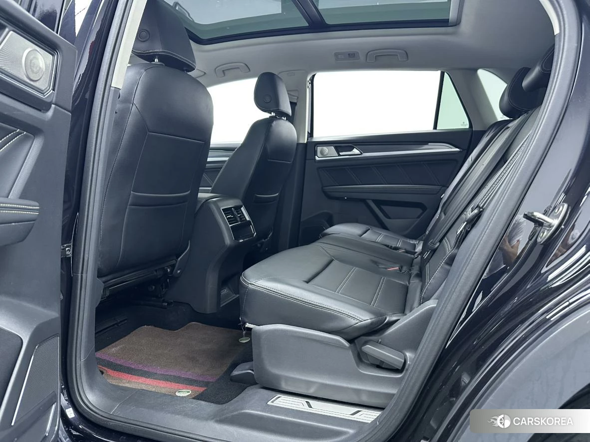 Volkswagen Tourang id 4440924 из Китая 16