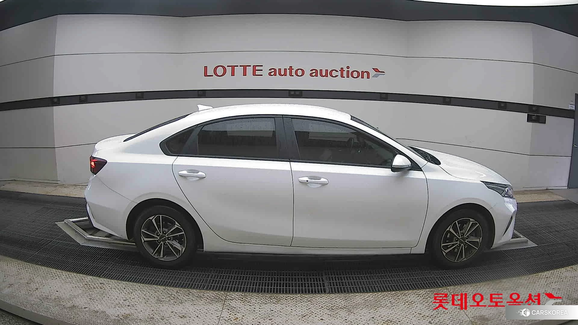 Kia K3 id 4352418 из Кореи 23