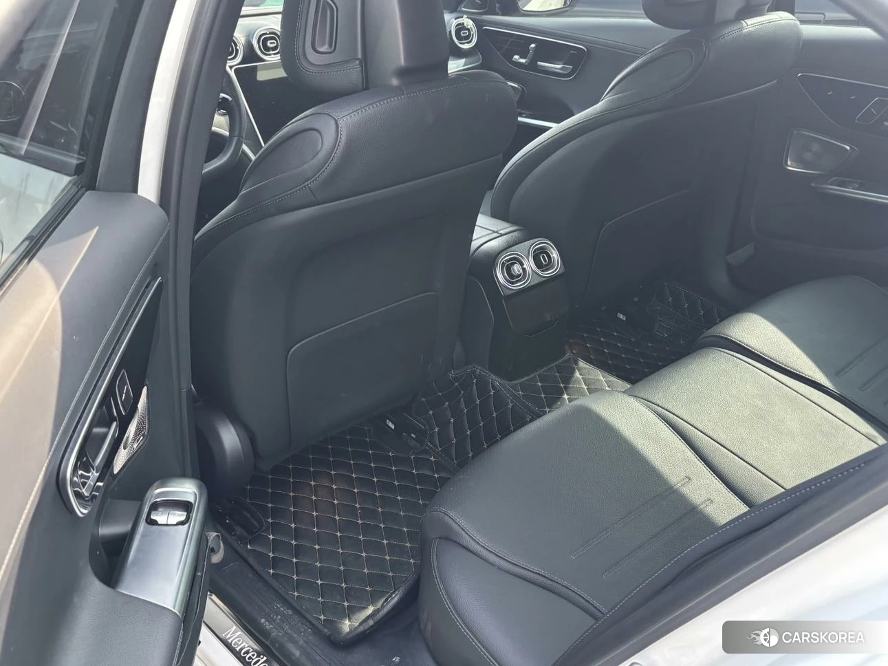Mercedes-Benz C-class 2024 Белый из Китая, фото 3