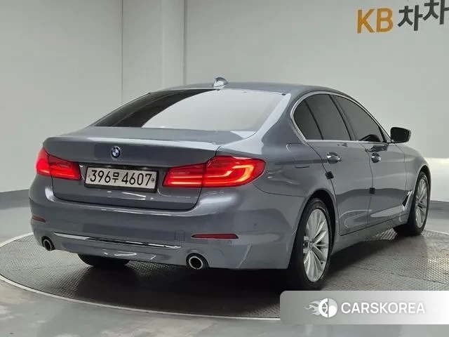 BMW 5 Series (G30) id 3291961 из Кореи 13