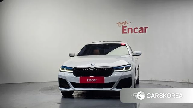 BMW 5 Series (G30) id 4907210 из Кореи 23