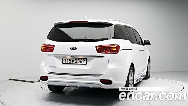 Kia The New Carnival id 2703592 из Кореи 10