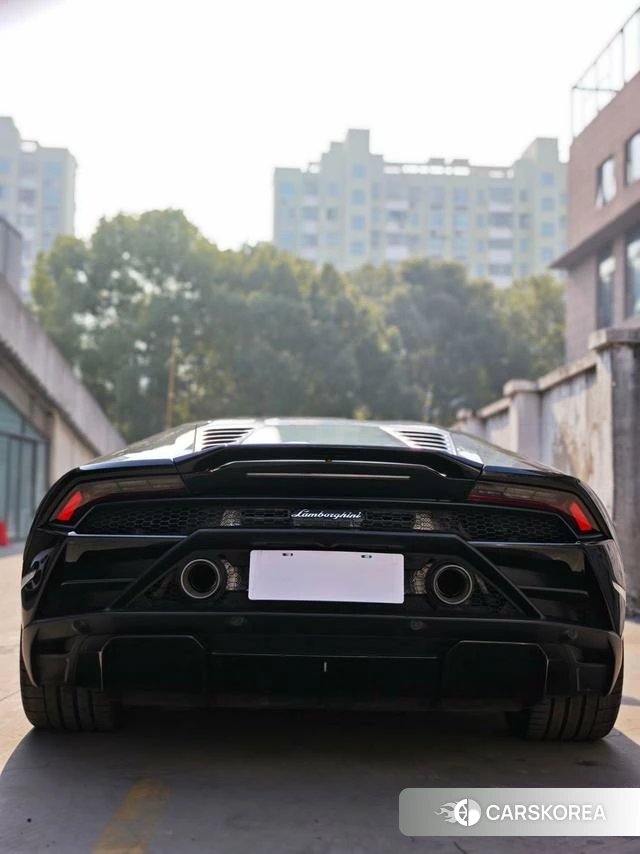 Lamborghini Huracán 2023 Черный из Китая, фото 3