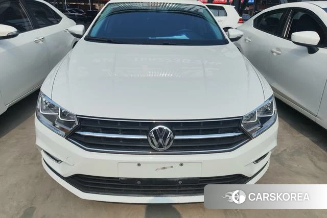 Volkswagen Bora id 4262581 из Китая 10