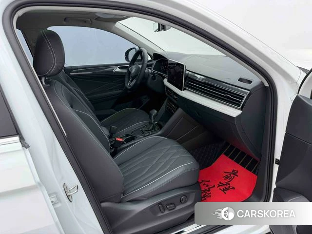 Volkswagen Tiguan L id 3857280 из Китая 23