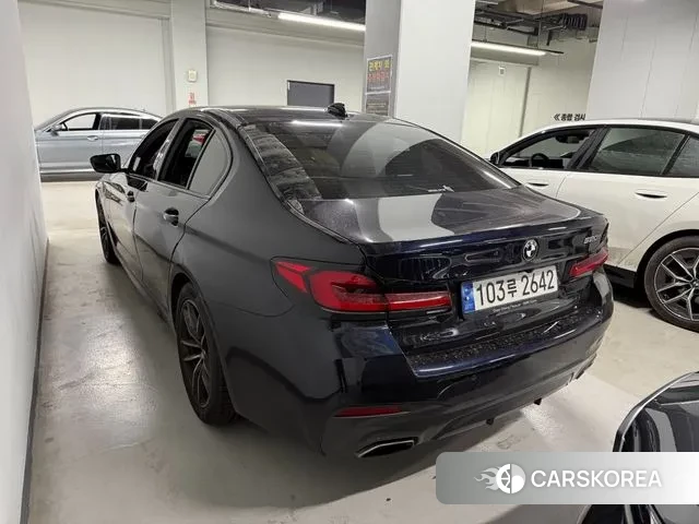 BMW 5 Series (G30) 2022 Черный из Кореи, фото 3