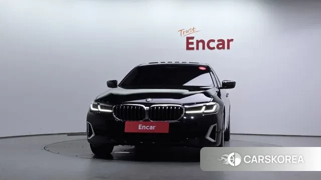 BMW 5 Series (G30) id 3053170 из Кореи 13