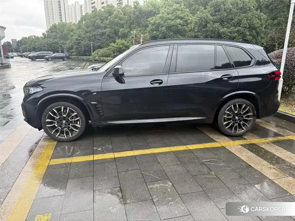 BMW X5 2024 Черный из Китая, фото 3