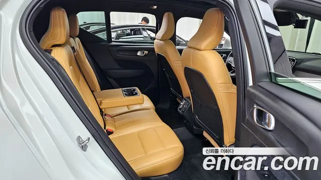 Volvo XC40 id 2759004 из Кореи 13