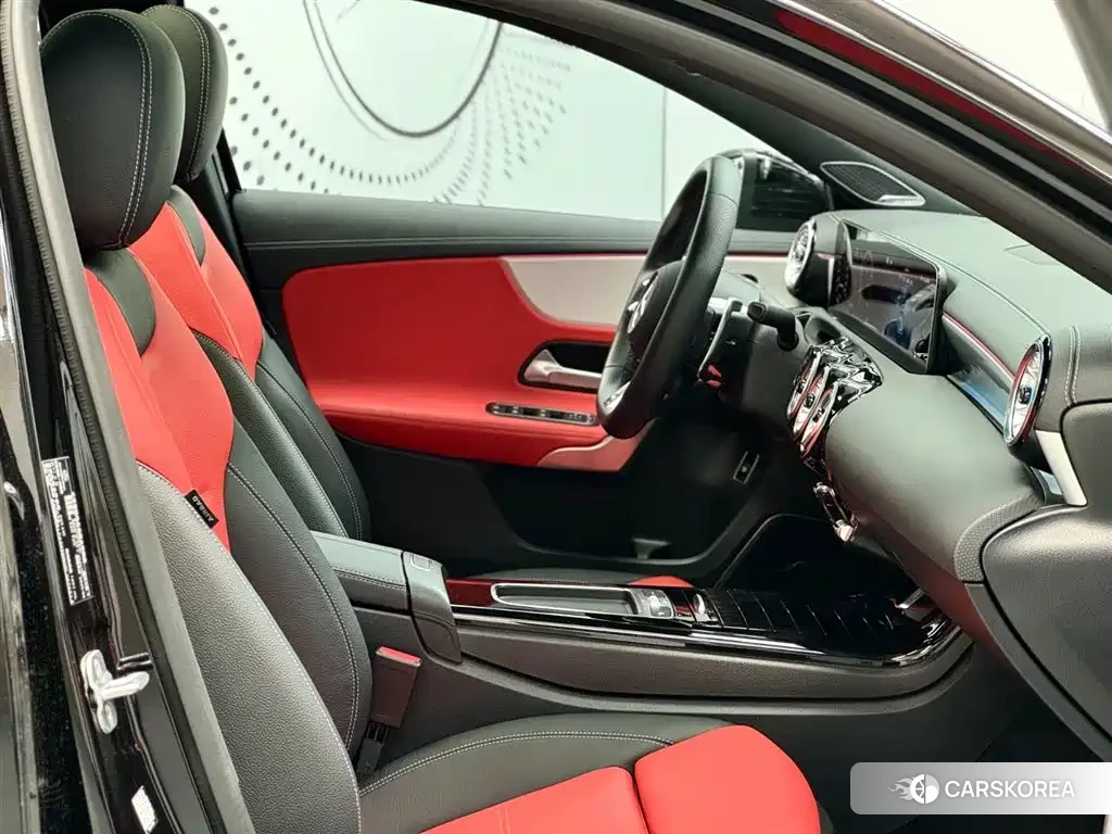 Mercedes-Benz A-class AMG 2025 Черный из Китая, фото 5