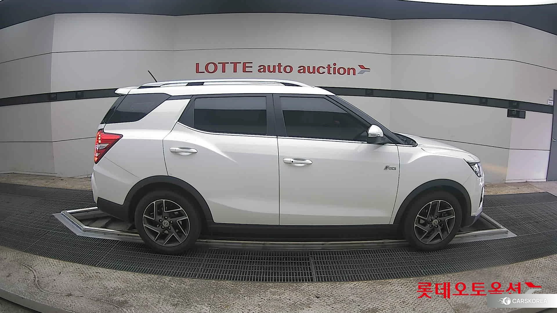 SsangYong Tivoli Air id 3869456 из Кореи 23