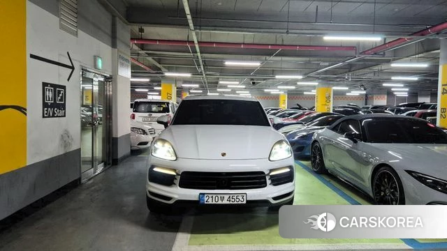 Porsche Cayenne (PO536) id 3955509 из Кореи 13
