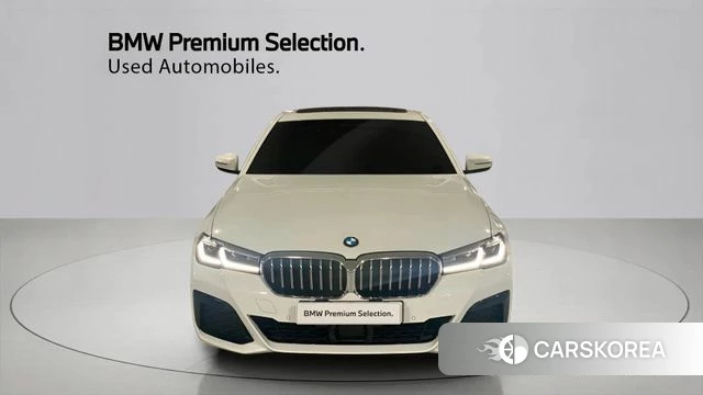 BMW 5 Series (G30) 2022 Белый из Кореи, фото 3