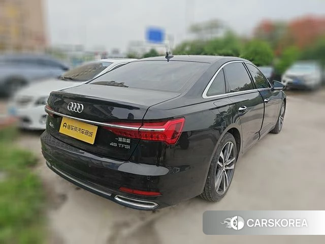 Audi A6L 2021 Черный из Китая, фото 3