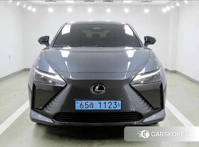 Lexus RZ450e id 4772885 из Кореи 8