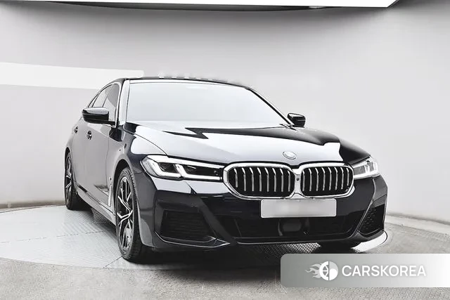 BMW 5 Series (G30) id 3349893 из Кореи 13