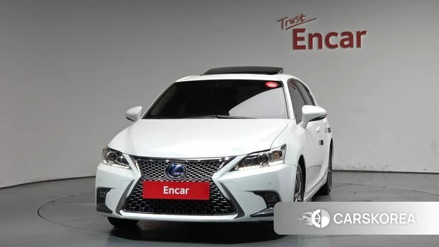 Lexus CT200h id 4378243 из Кореи 23