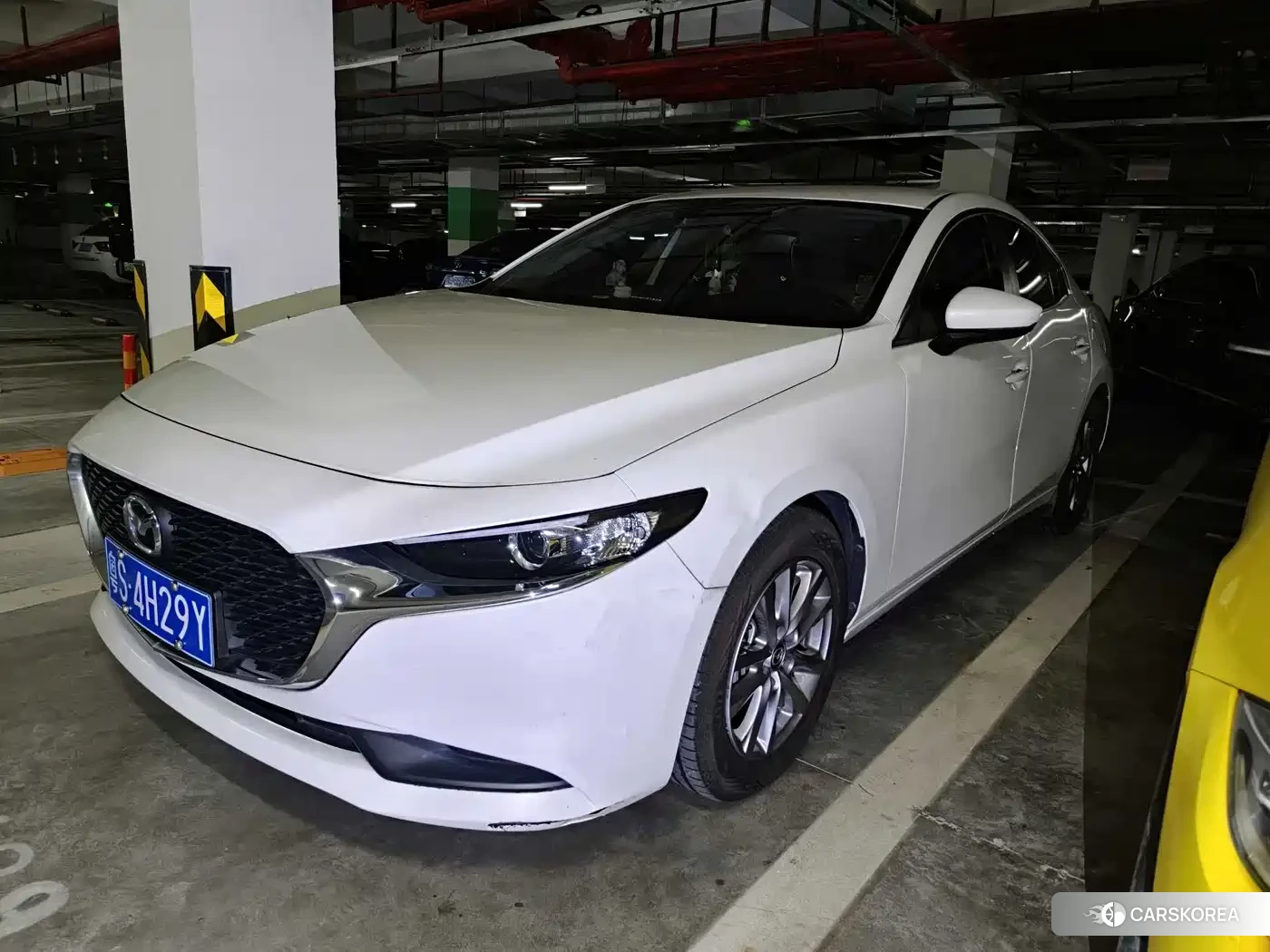 Mazda 3 2023 Белый из Китая, фото 3