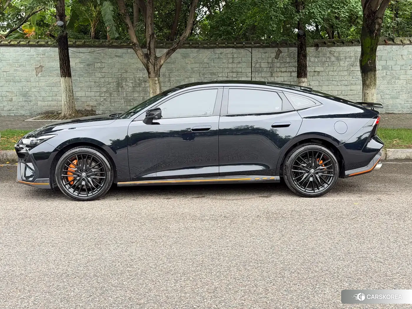 Chang'an Changan UNI-V 2025 Черный из Китая, фото 3