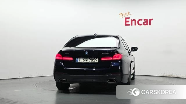 BMW 5 Series (G30) id 4323292 из Кореи 23