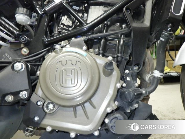 Engine photo