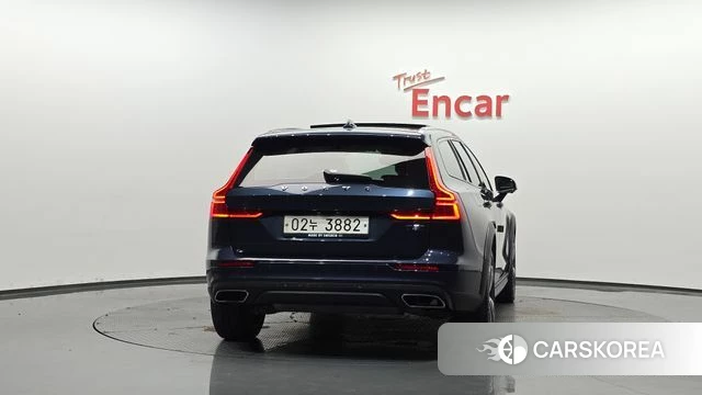 Volvo V60 Cross-Country 2nd Generation id 4525483 из Кореи 23