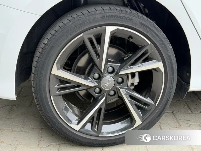 Audi A3 id 4380419 из Китая 18