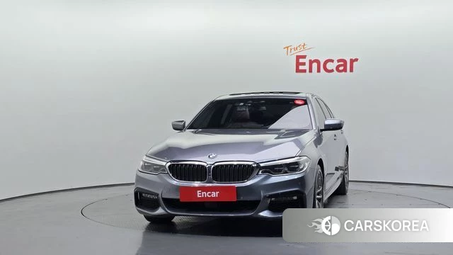BMW 5 Series (G30) id 4918926 из Кореи 13