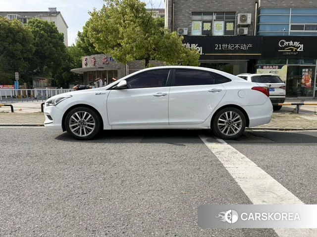 Hyundai Name picture 2018 Белый из Китая, фото 3