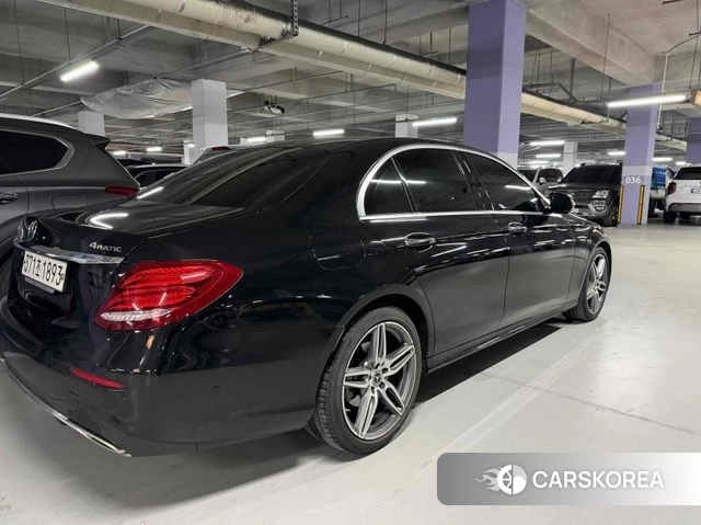 Mercedes-Benz E-Class W213 2019 Черный из Кореи, фото 3