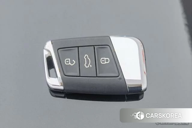 Volkswagen Magotan id 4258848 из Китая 17