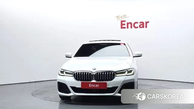 BMW 5 Series (G30) id 3523987 из Кореи 13