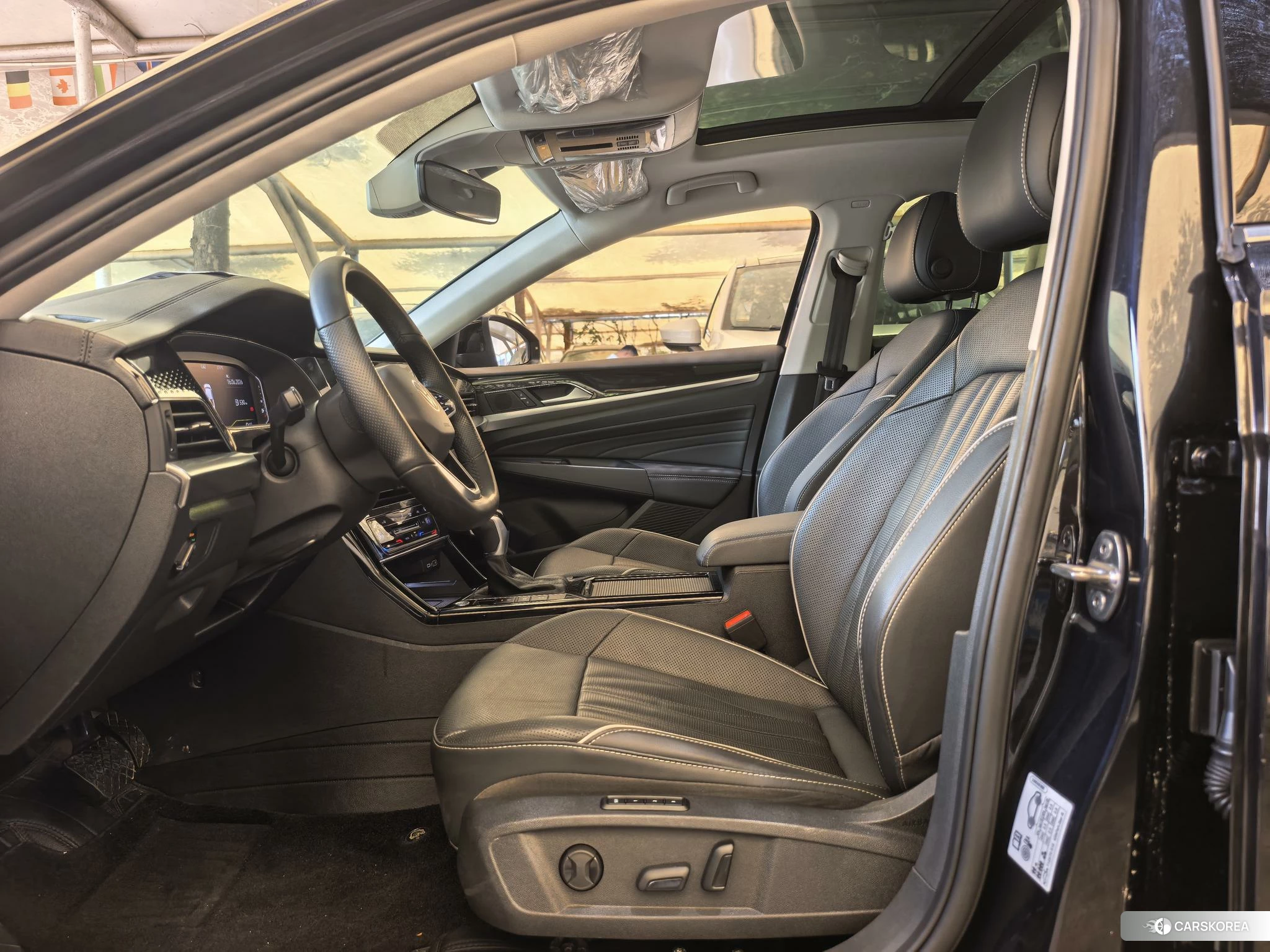 Volkswagen Passat id 4455551 из Китая 9