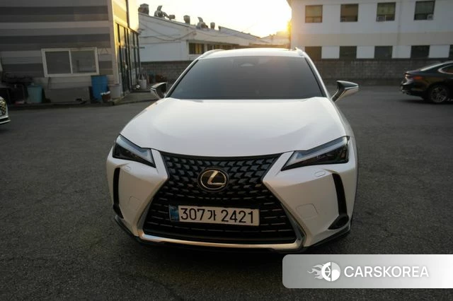 Lexus UX300h id 4280118 из Кореи 13