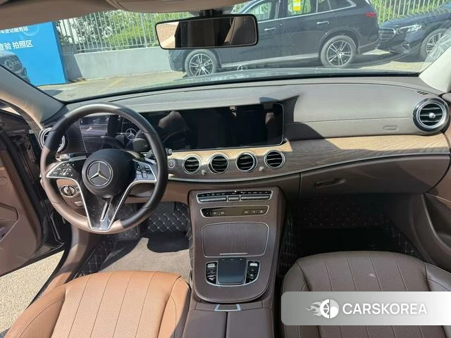 Mercedes-Benz E-class 2024 Черный из Китая, фото 3