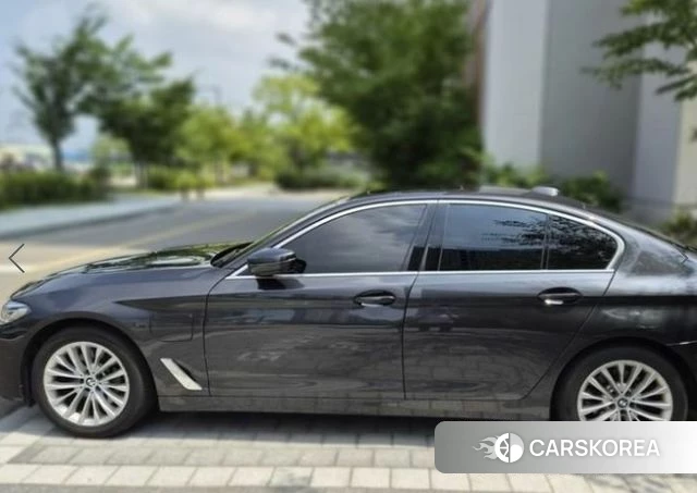 BMW 5 Series (G30) 2021 Серый из Кореи, фото 3