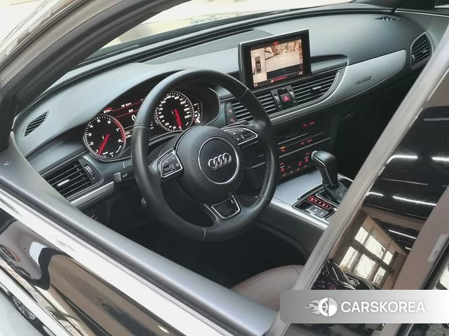 Audi A6L id 4219971 из Китая 18