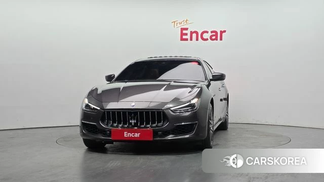 Maserati Ghibli id 4232518 из Кореи 23
