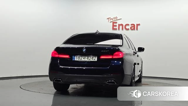 BMW 5 Series (G30) id 4740309 из Кореи 23