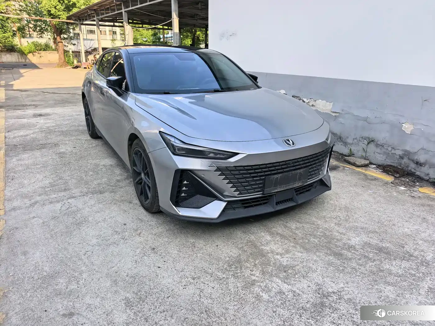 Chang'an UNI-V 2022 Silver/gray из Китая, фото 5