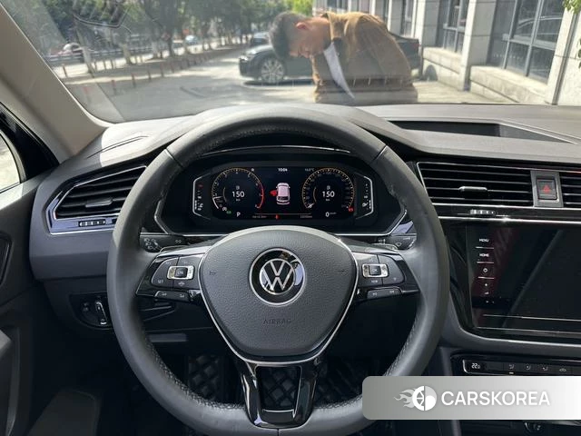 Volkswagen Tiguan L 2021 Черный из Китая, фото 4