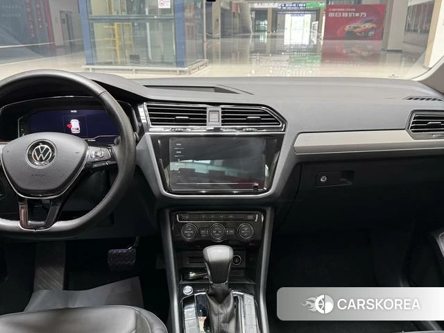 Volkswagen Tiguan L id 4365973 из Китая 11