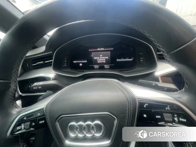 Audi A6L id 4353008 из Китая 10