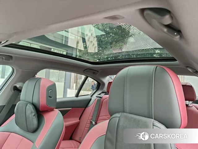 BMW 5 series 2025 Черный из Китая, фото 6